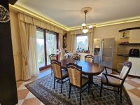 Eladó családi ház, Pócsmegyeren 259 M Ft, 6 szobás