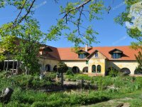 Eladó családi ház, Tiszaalpáron 99.9 M Ft, 7 szobás