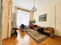 Eladó téglalakás, Budapesten, VI. kerületben 99 M Ft, 2 szobás