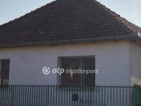 Eladó családi ház, Tápióságon 29.9 M Ft, 3+1 szobás