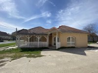 Kiadó üzlethelyiség, Banán 300 E Ft / hó / költözzbe.hu