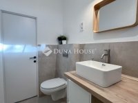 Eladó panellakás, Pécsett 54.9 M Ft, 2 szobás