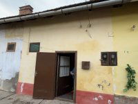 Eladó sorház, Mezőhegyesen, Kozma Ferenc utcában 2.8 M Ft