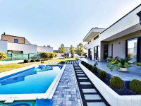 Eladó családi ház, Mogyoródon 349 M Ft, 4 szobás