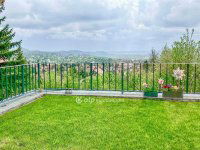 Eladó téglalakás, Budakeszin 167.8 M Ft, 3 szobás