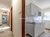 Eladó családi ház, XVI. kerületben 220 M Ft, 6 szobás