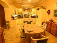 Kiadó családi ház, albérlet, Kecskeméten 800 E Ft / hó