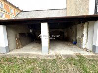 Eladó családi ház, Egerben 218 M Ft, 8 szobás