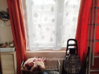 Eladó ikerház, Pécsett 8 M Ft, 2 szobás / költözzbe.hu