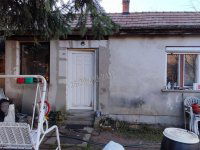 Eladó családi ház, Pilisen 14.9 M Ft, 2 szobás