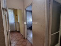 Eladó panellakás, Pécsett 39.9 M Ft, 2 szobás