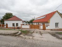 Eladó családi ház, Kecskéden 159 M Ft, 6 szobás