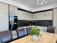 Eladó téglalakás, Szegeden 175 M Ft, 4+1 szobás