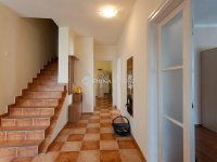 Eladó családi ház, Pécsett 169.9 M Ft, 5+2 szobás