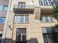 Eladó téglalakás, V. kerületben 138.9 M Ft, 3 szobás