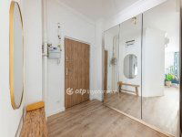 Eladó téglalakás, Budapesten, VI. kerületben 59 M Ft, 1 szobás