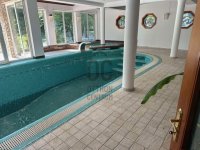 Eladó családi ház, Érden 490 M Ft, 10 szobás