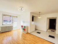 Eladó panellakás, Veszprémben 69.9 M Ft, 2+2 szobás