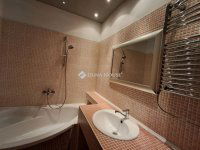 Eladó téglalakás, Pécsett 59 M Ft, 4 szobás