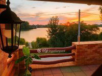 Eladó családi ház, Kiskunlacházán 140.9 M Ft, 3 szobás