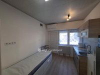 Eladó téglalakás, Egerben 19.9 M Ft, 1 szobás