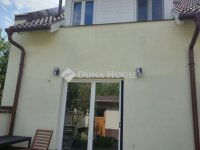 Eladó sorház, Vácon 125 M Ft, 4 szobás / költözzbe.hu