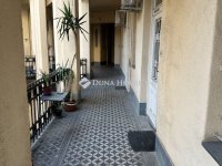 Eladó téglalakás, VI. kerületben 152 M Ft, 3 szobás