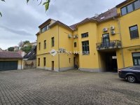 Eladó téglalakás, Veszprémben 65 M Ft, 2 szobás