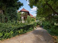 Eladó családi ház, Pécsett 148 M Ft, 7 szobás