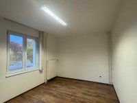 Eladó téglalakás, Pécsett 56.9 M Ft, 4 szobás