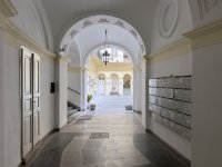 Eladó téglalakás, V. kerületben, Dorottya utcában 99 M Ft