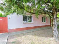 Eladó családi ház, Hegyeshalomban 52.9 M Ft, 3 szobás