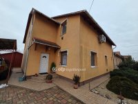 Eladó családi ház, Bőcsön 54.9 M Ft, 6 szobás
