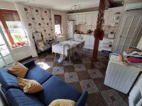 Eladó téglalakás, Cegléden 55.9 M Ft, 3 szobás