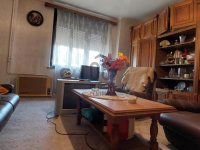 Eladó családi ház, Pécelen 65 M Ft, 4 szobás