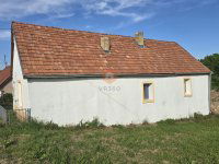 Eladó családi ház, Baksán 10 M Ft, 2 szobás