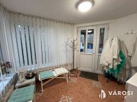 Eladó üzlethelyiség