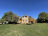 Eladó családi ház, Hartán 199 M Ft, 7 szobás