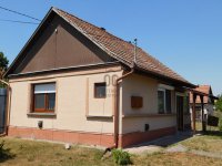 Eladó családi ház, Tápiószentmártonon 19.7 M Ft, 1 szobás