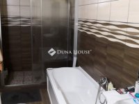 Eladó családi ház, Cegléden 64 M Ft, 4 szobás