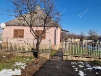 Eladó családi ház, Szákszenden 38.9 M Ft, 3 szobás