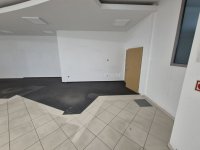 Kiadó üzlethelyiség, Tatabányán 1232 E Ft / hó