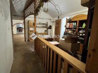 Eladó üzlethelyiség, Hőgyészen 82.55 M Ft