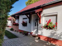 Eladó családi ház, Balatonkenesén 119 M Ft, 3 szobás