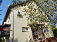 Eladó családi ház, Balatonalmádiban 127 M Ft, 3+2 szobás