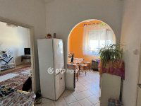 Eladó téglalakás, Pápán 23.9 M Ft, 1 szobás