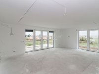 Eladó ikerház, Szombathelyen 169 M Ft, 4 szobás