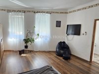 Eladó családi ház, Baksán 51.99 M Ft, 4 szobás