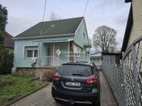 Eladó családi ház, Pécelen 89.9 M Ft, 3 szobás