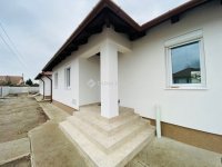 Eladó ikerház, Monoron 83.6 M Ft, 4 szobás / költözzbe.hu